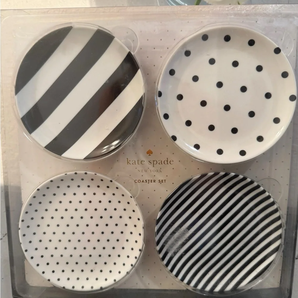 kate spade Lenox Polk a Dot Ceramic Creamer&Sugar Set with Coaster Set & Napkins